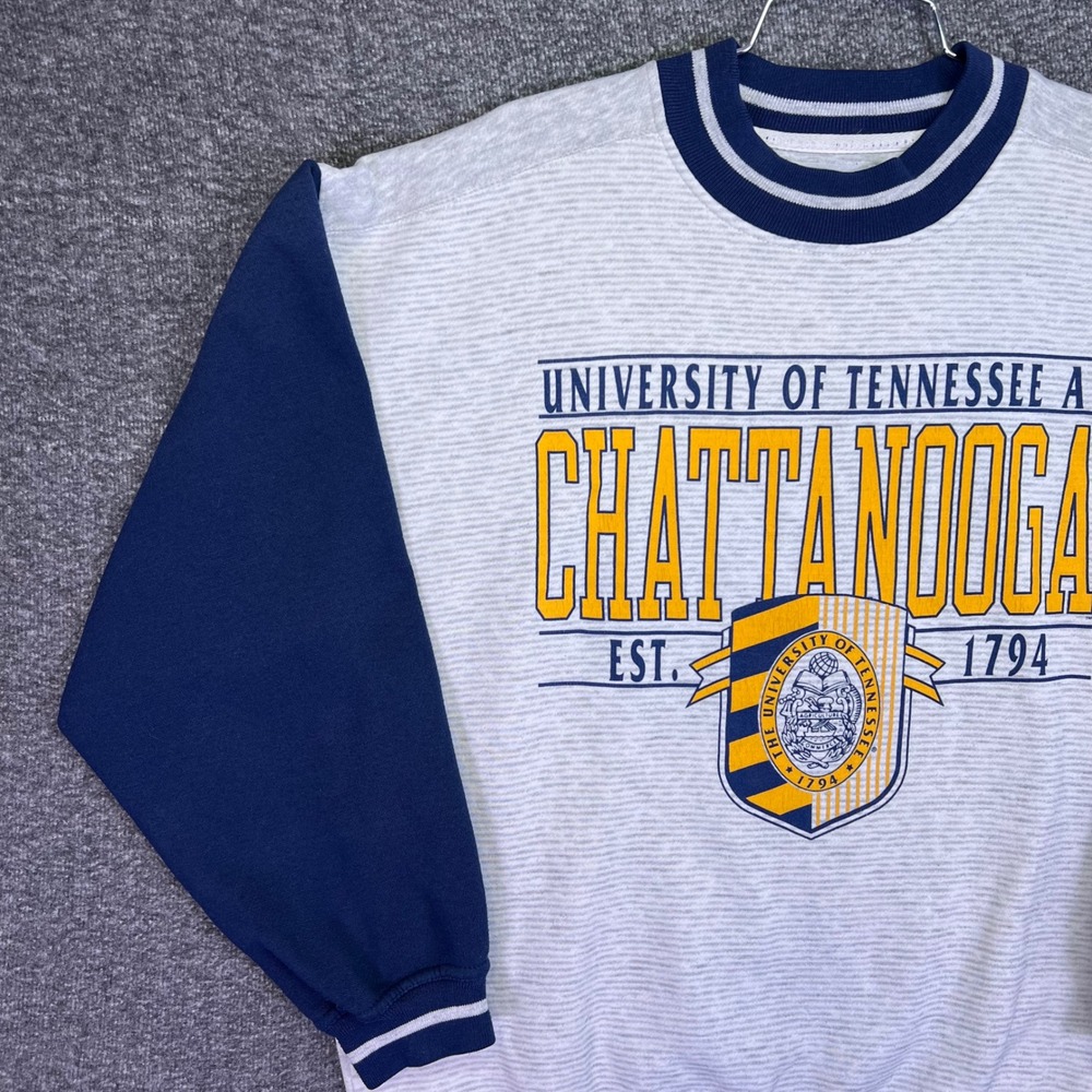 Gear Sweatshirt Unisex Large Grey Navy UTC Chattanooga Collegiate Vintage Retro - Picture 11 of 16